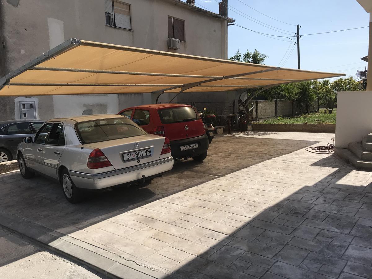 Apartment Nikola Τρογκίρ Εξωτερικό φωτογραφία